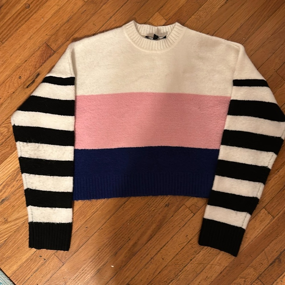 NWOT Multi-Color Sweater in Extra Small